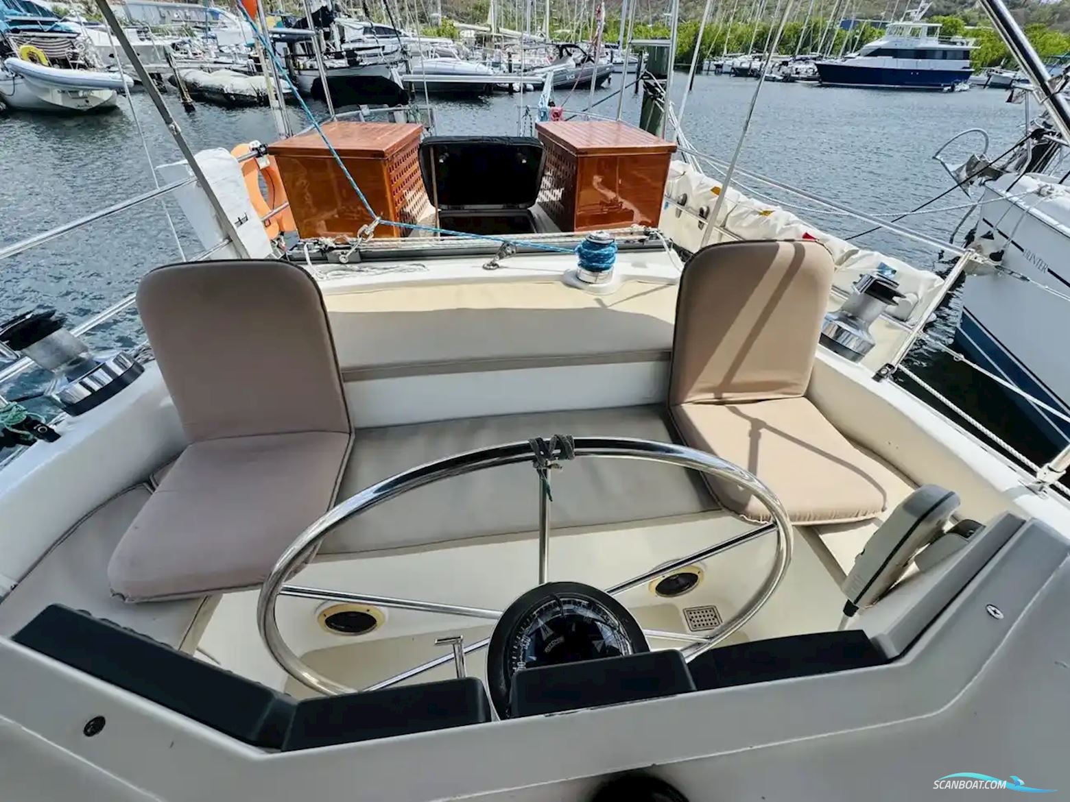 Catalina Out Island Classic 41