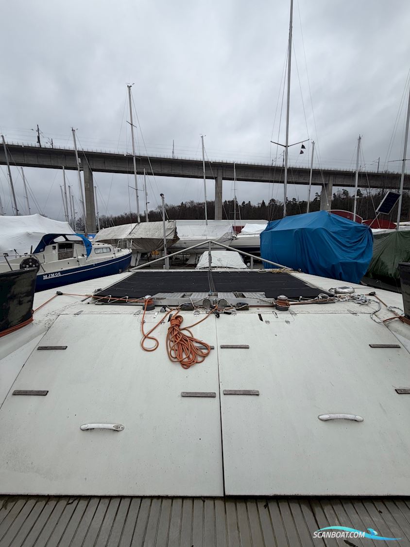 Catamaran 