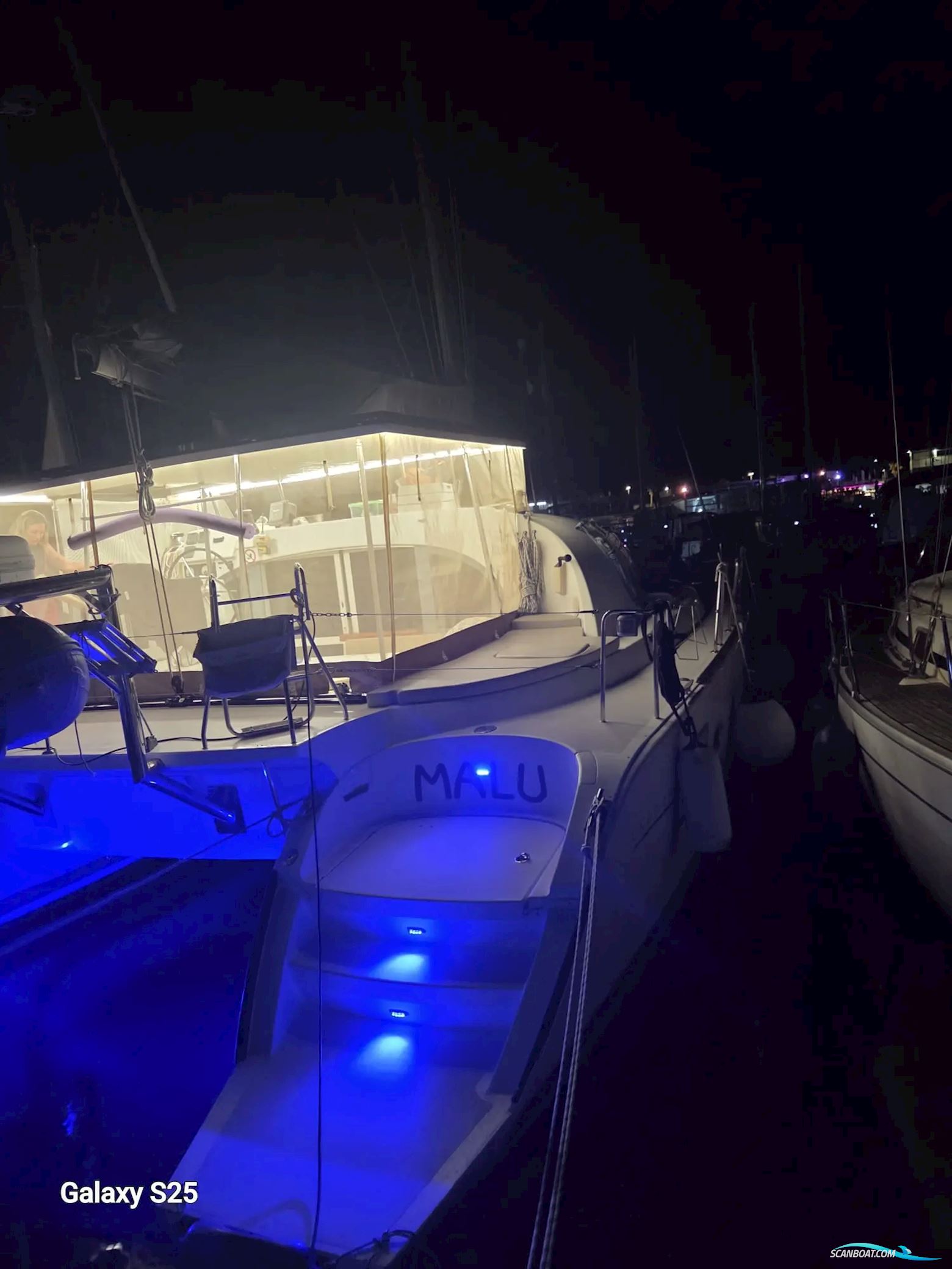 Catamaran Lagoon 380