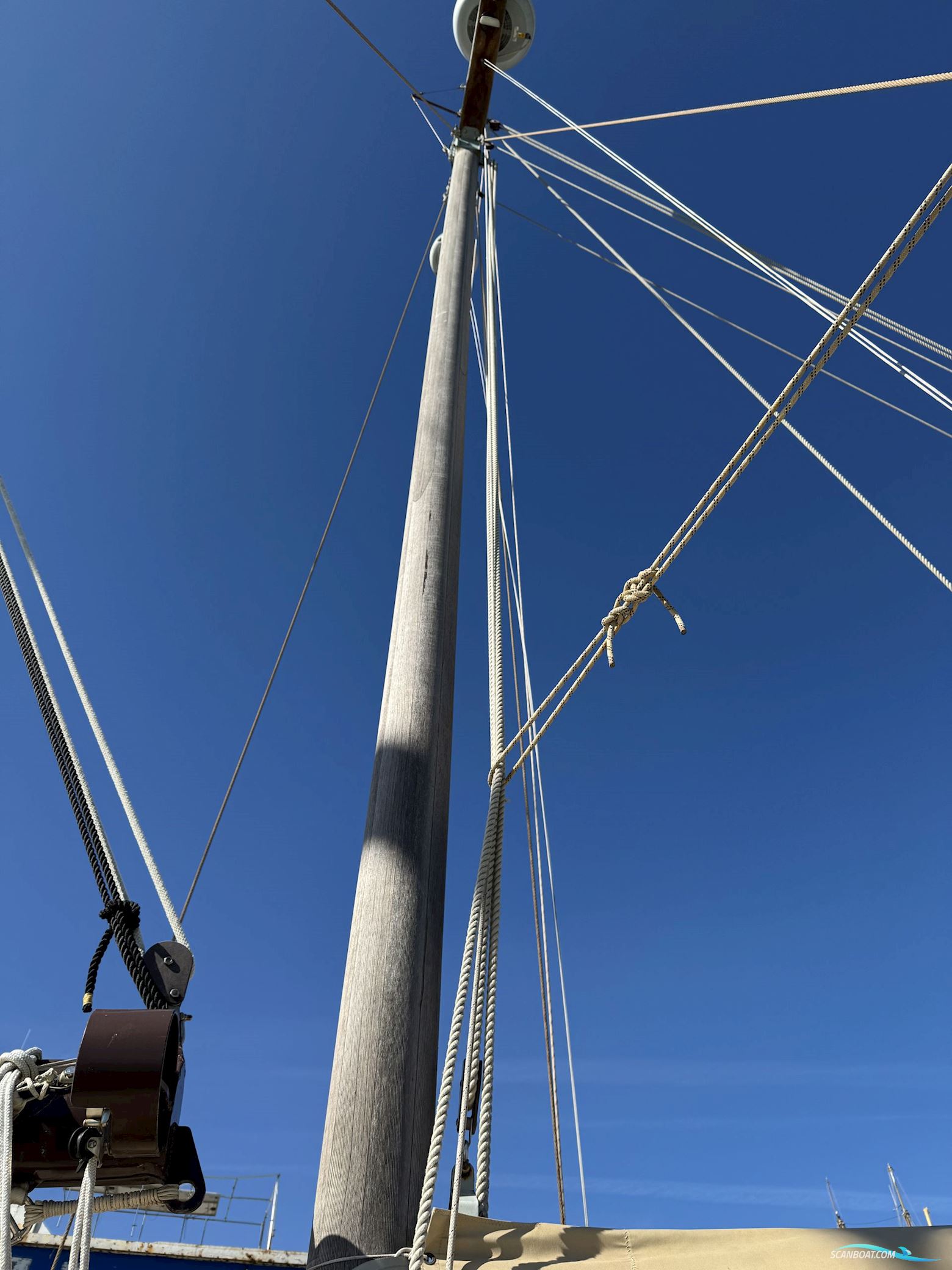 Classic Ketch Pilot House 65ft