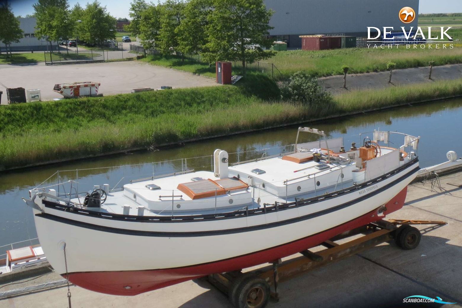 Classic Sailing Yacht