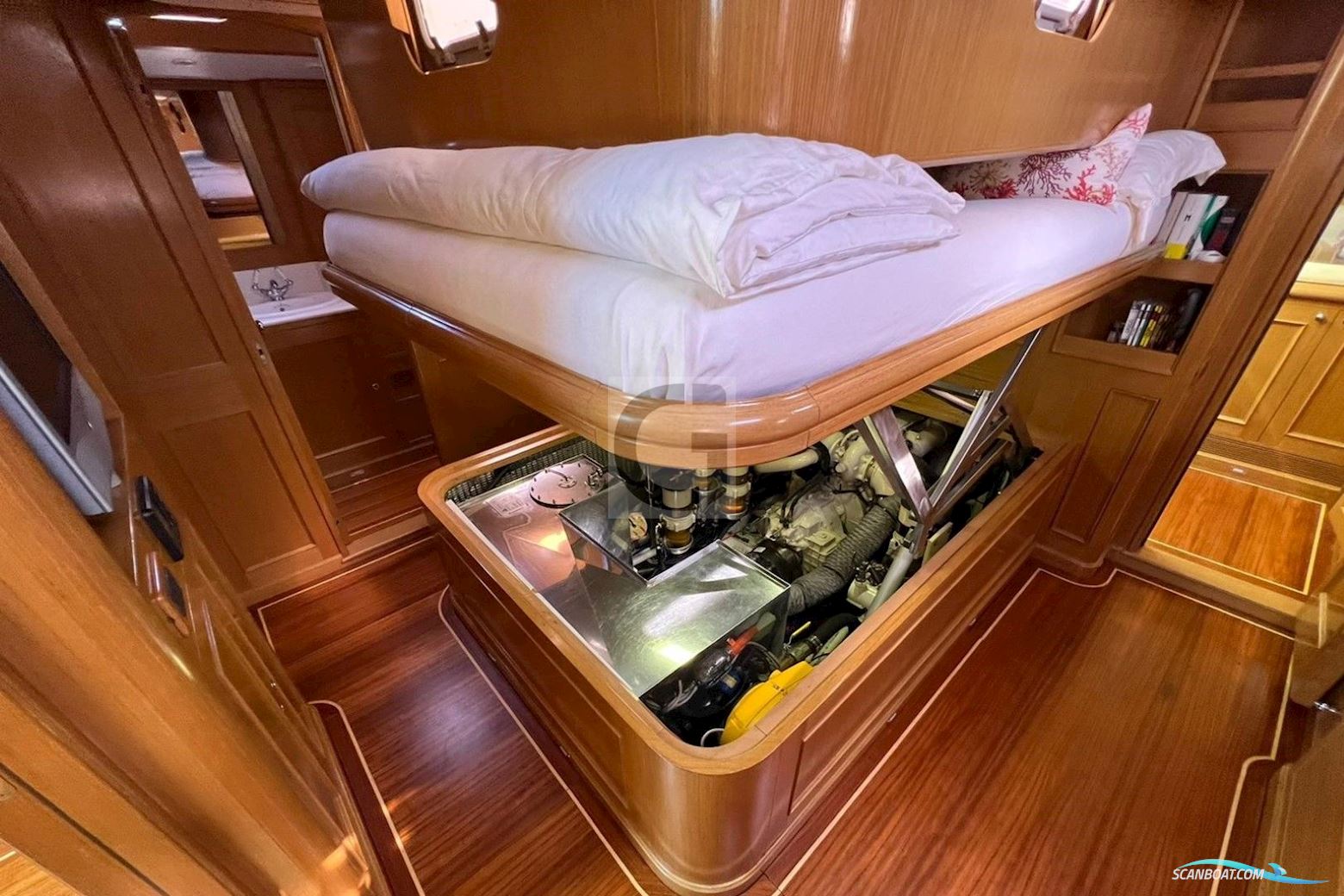 CN Yacht 2000 Felci FY71