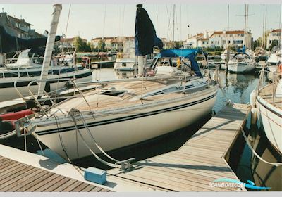 Comfort Yachts Comfortina 32 Zeilboten 1995, met Volvo Penta MD 2030 motor, France