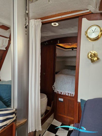 Compis 28