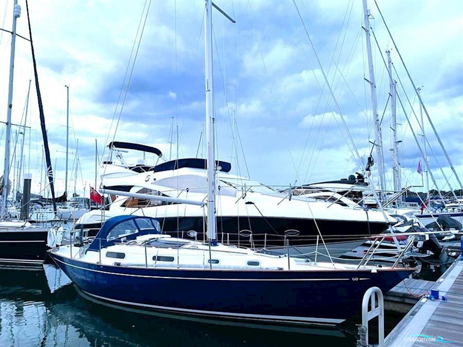 Contessa 32
