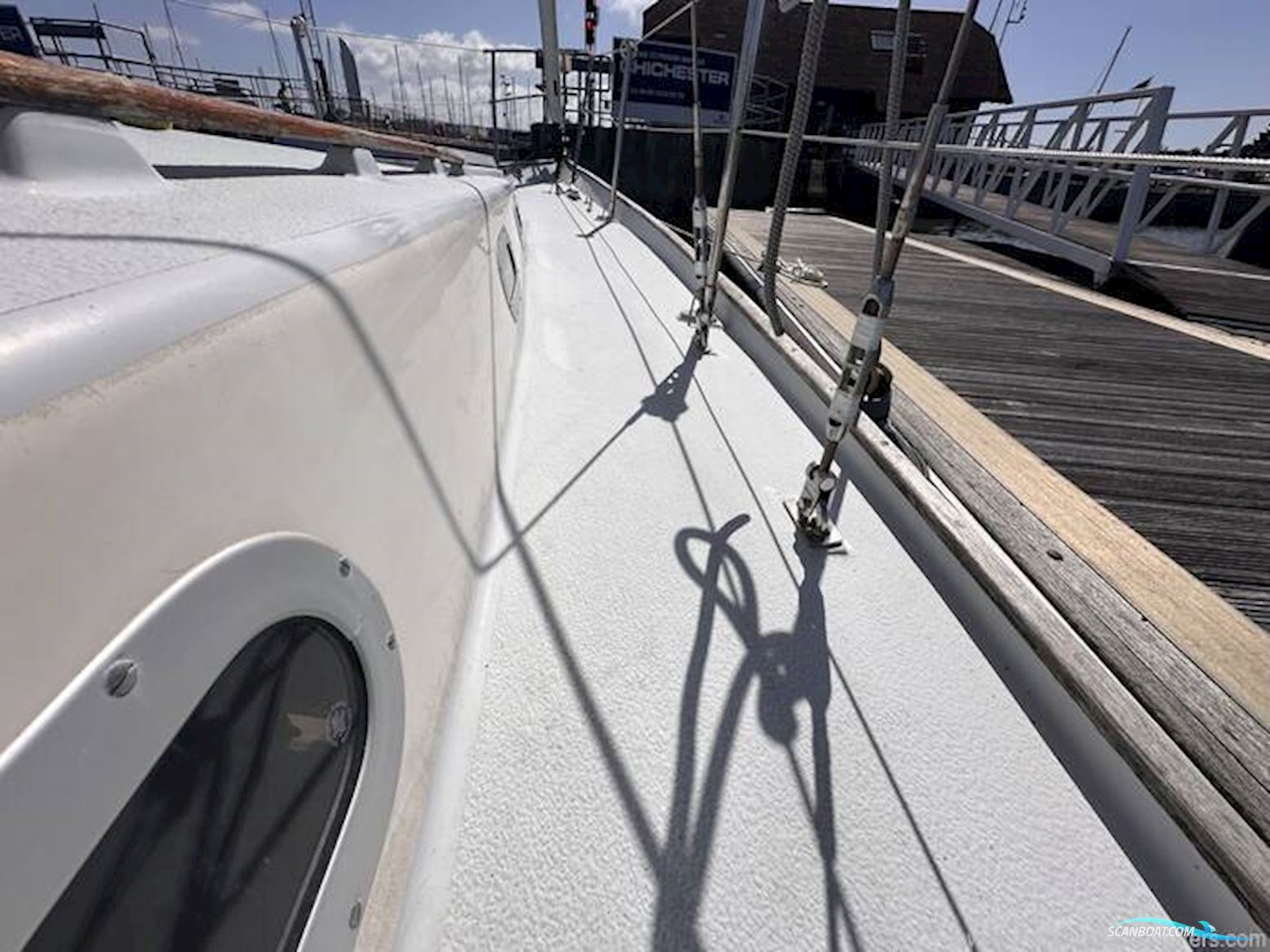 Contessa 32