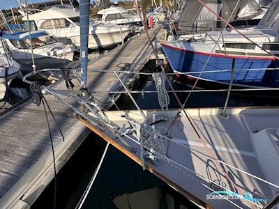 Contessa 32 Zeilboten 1972, met Beta motor, United Kingdom