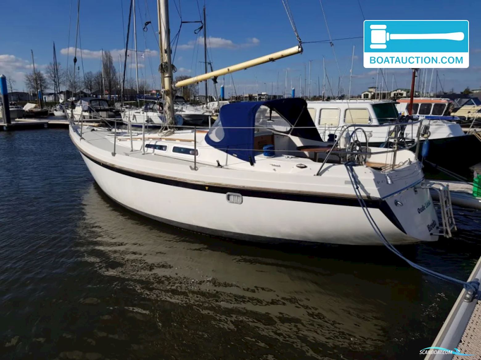 Contest 31 HT AC Zeilboten 1978, met Volvo Penta motor, The Netherlands