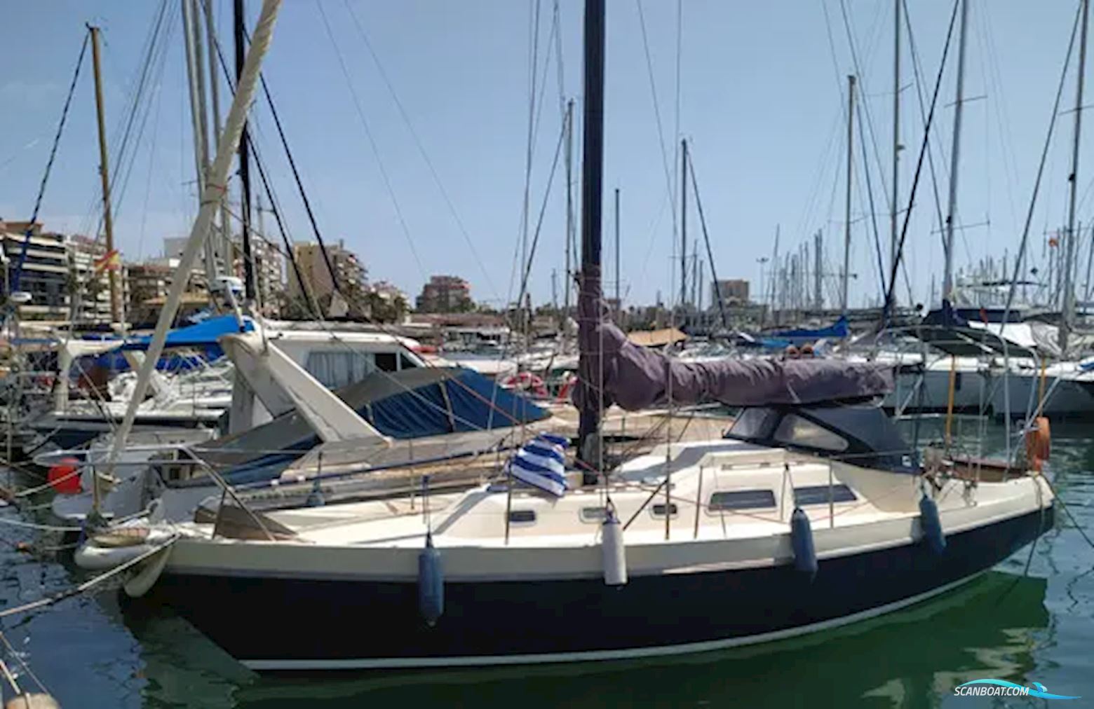 Contest 31 Zeilboten 1973, met Volvo Penta motor, Spain