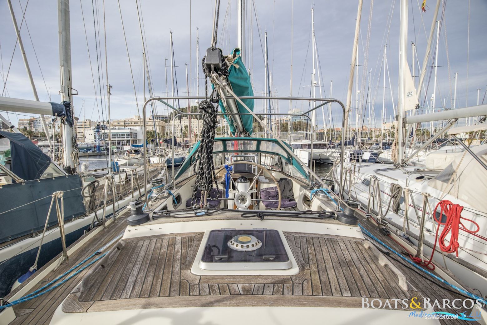 Contest Yachts 43