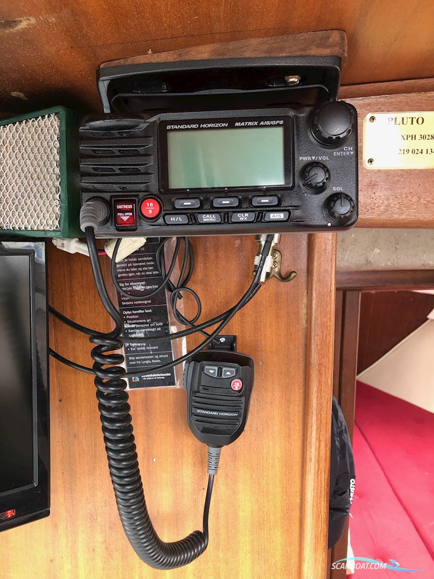 Coronado 25