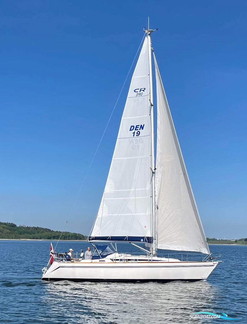 CR YACHTS 390