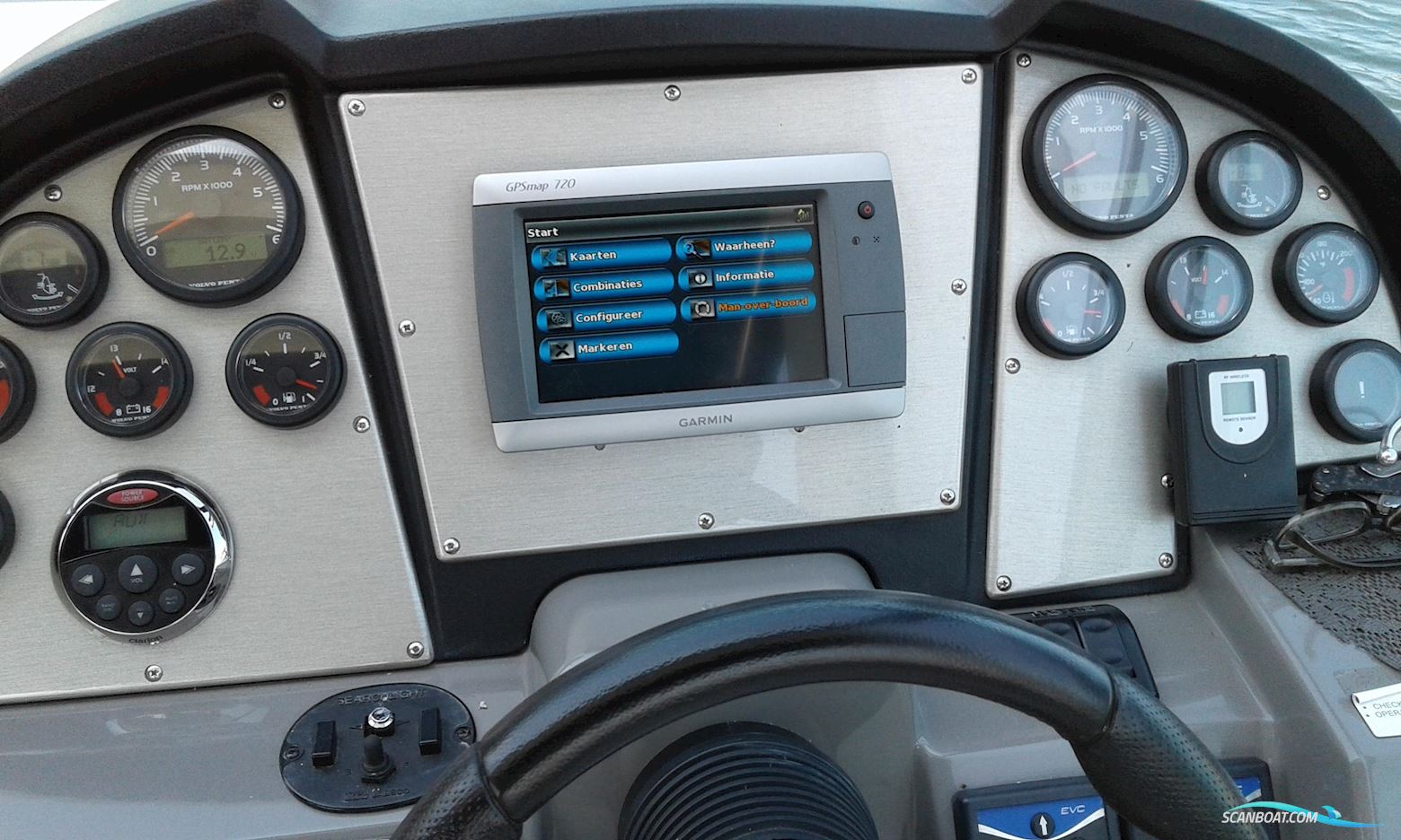 Cruisers Yachts 300 Cxi Express