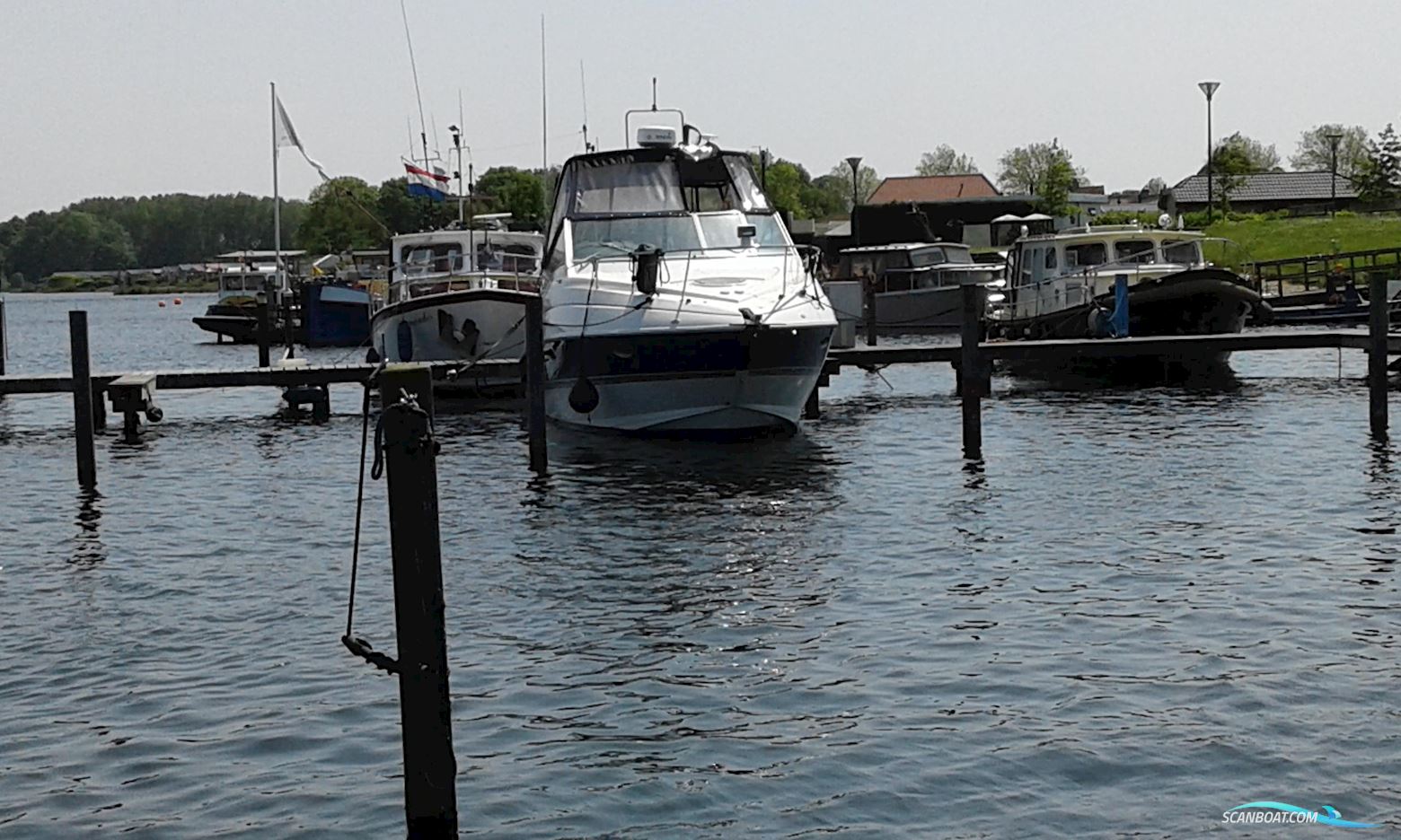 Cruisers Yachts 300 Cxi Express