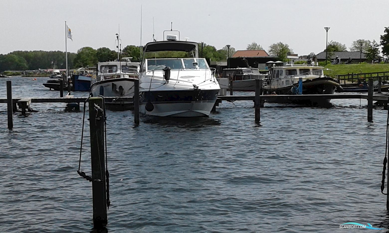 Cruisers Yachts 300 Cxi Express