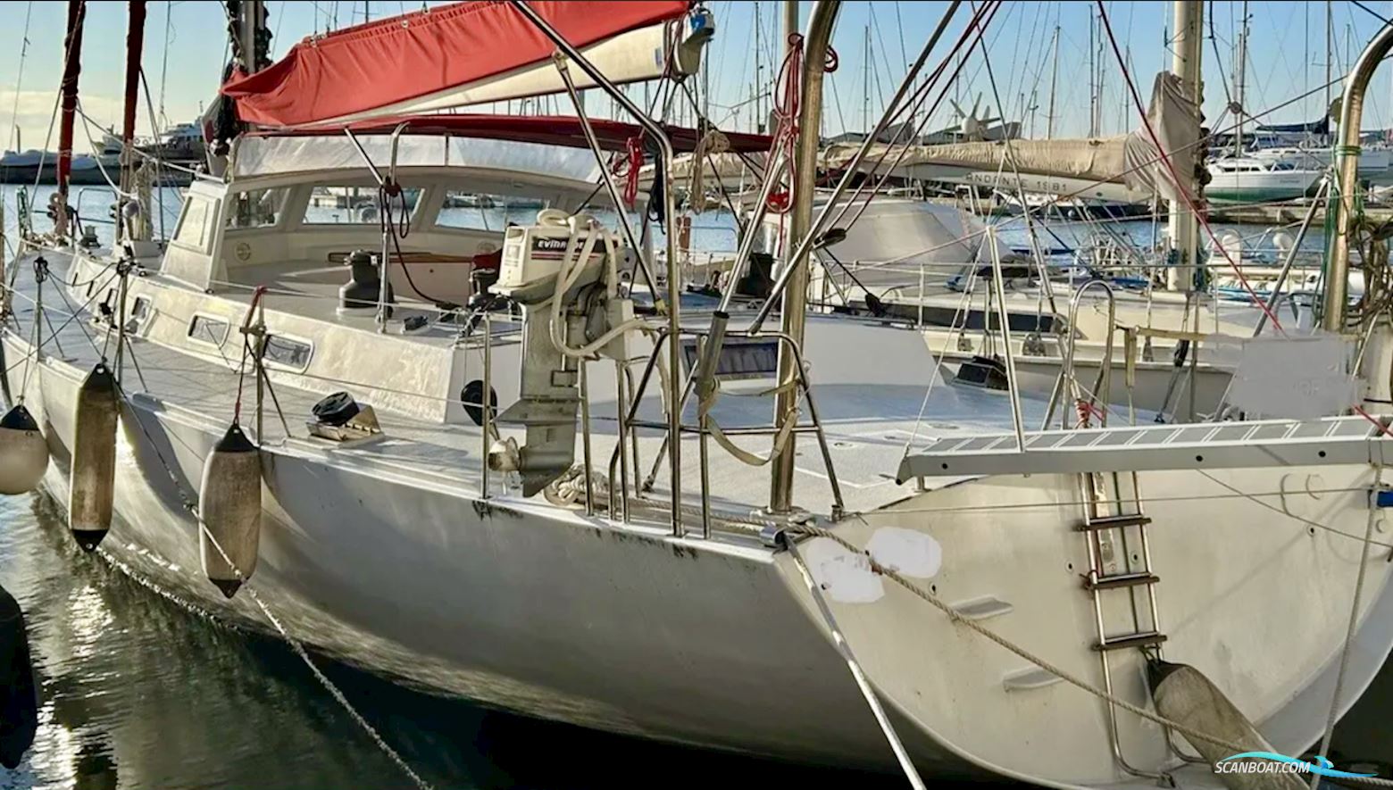 Custom Bouvet/Petit Bouvet Petit 57 Zeilboten 2010, met Cummins 4BT3 150 CV motor, France