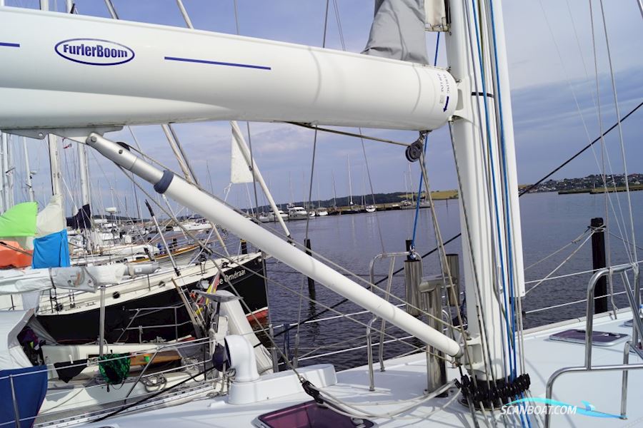 Custom Build 50 Feet Decksalon Yacht