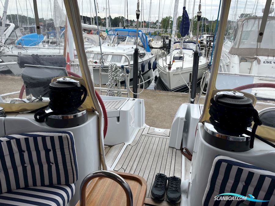 Custom Build 50 Feet Decksalon Yacht