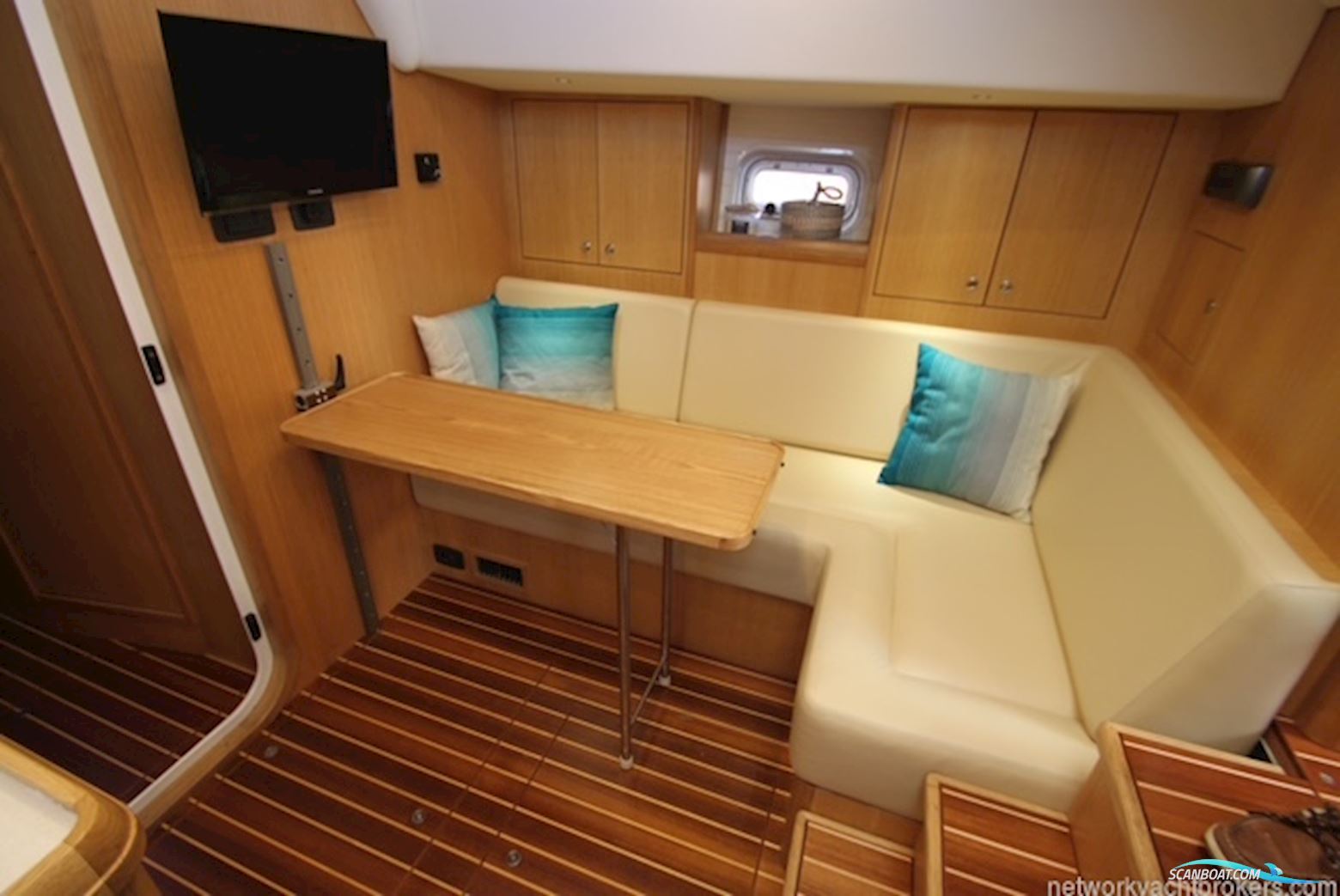 Custom Built High Latitude S542