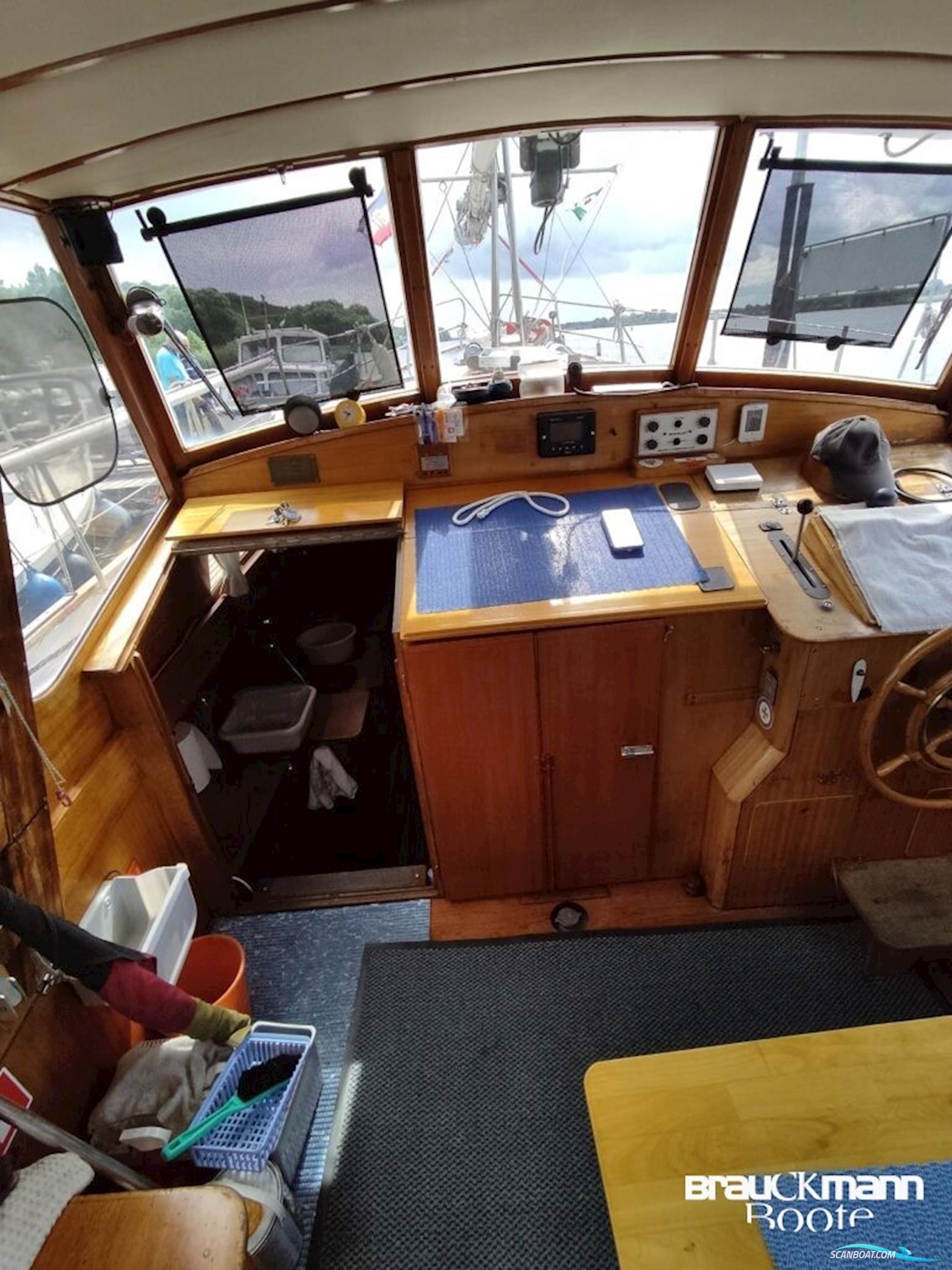 Custom Craft Motorsegler