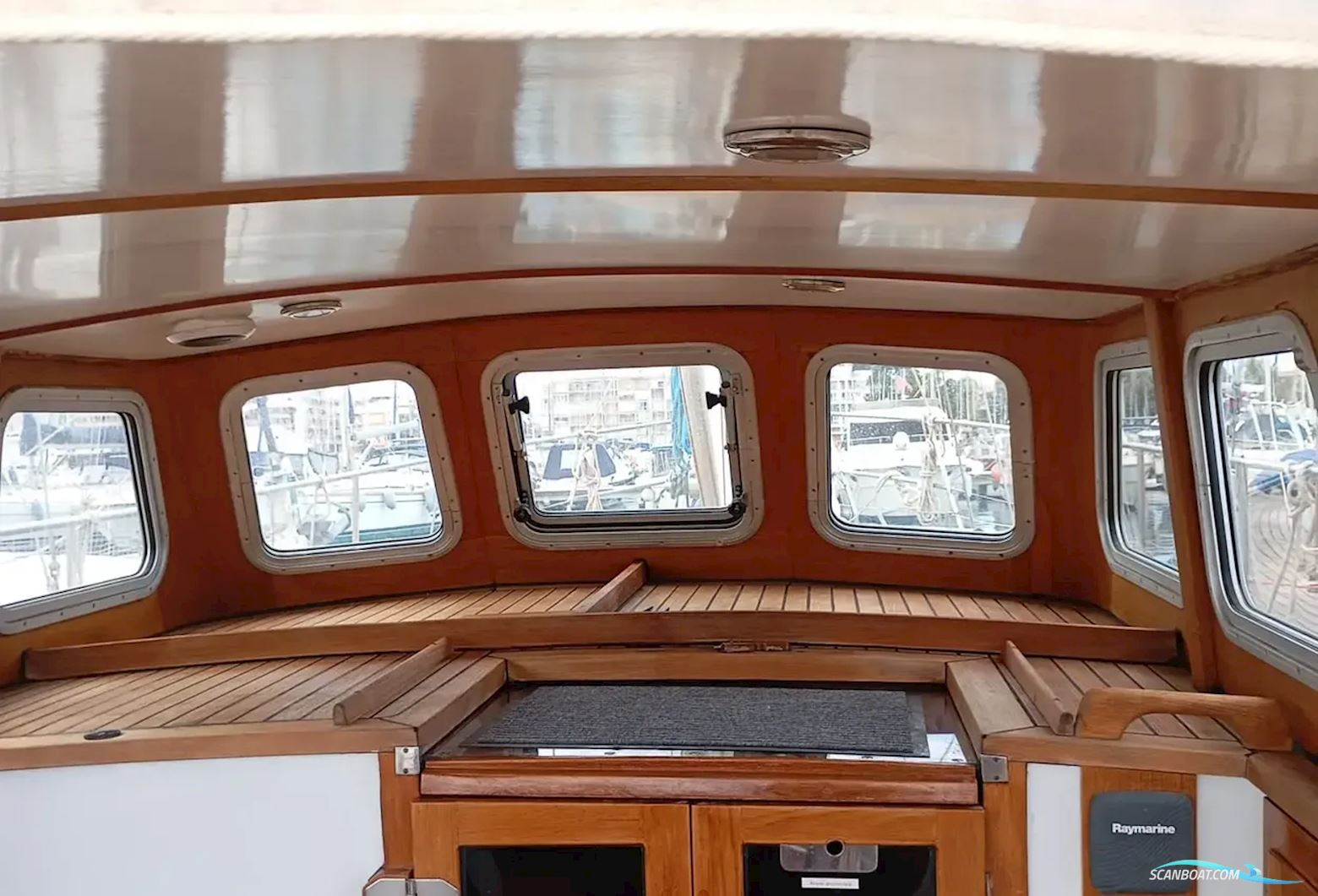 CUSTOM Steel Pilothouse