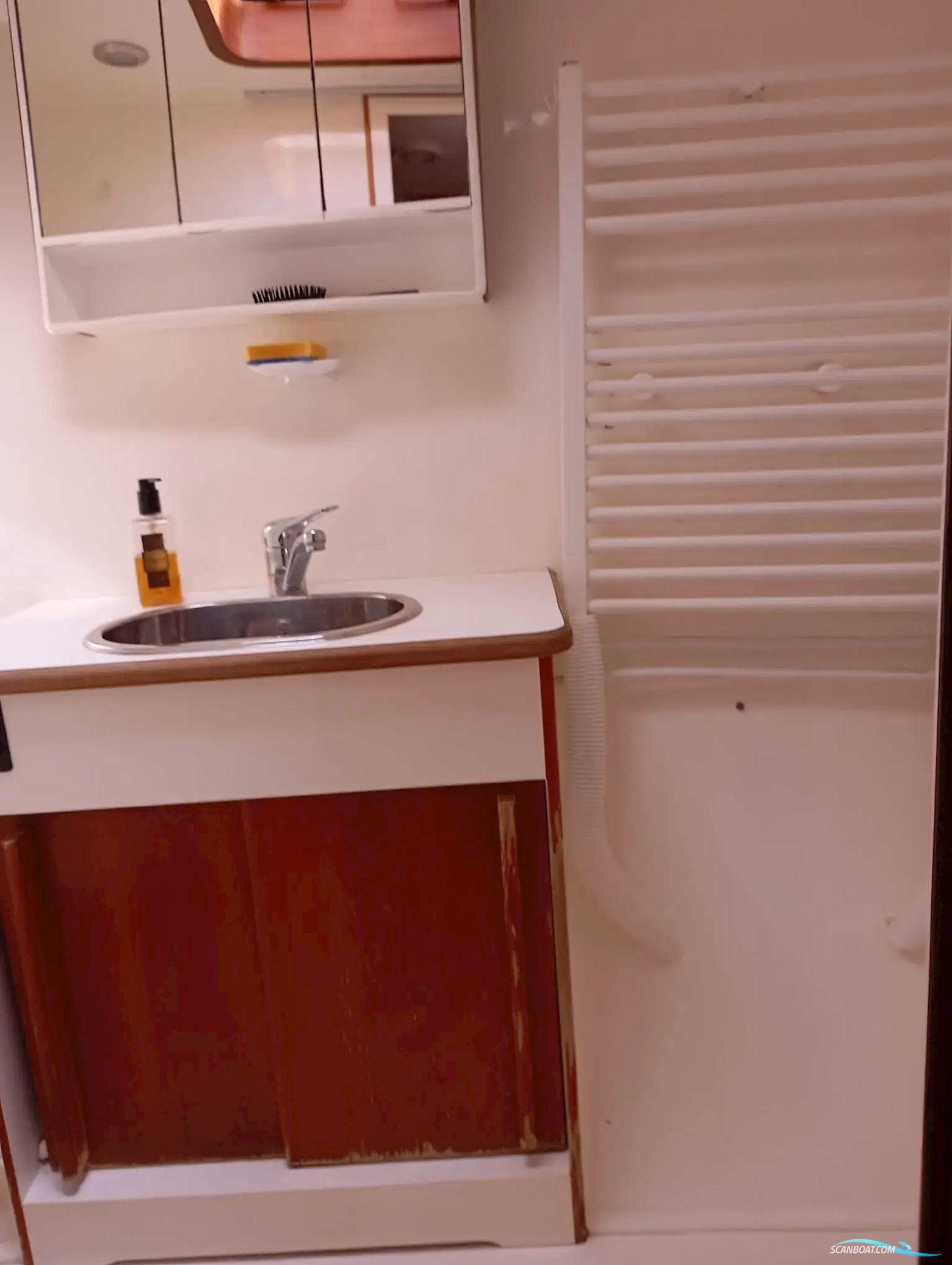 CUSTOM Steel Pilothouse