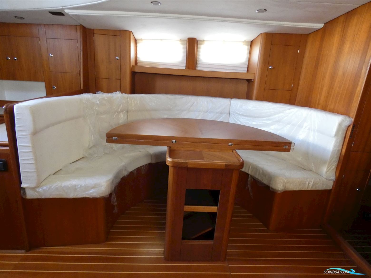 CUSTOM Van de Stadt 51