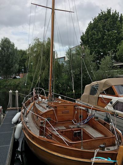 De Vries Lentsch 800 Zeilboten 1967, met Sole motor, The Netherlands