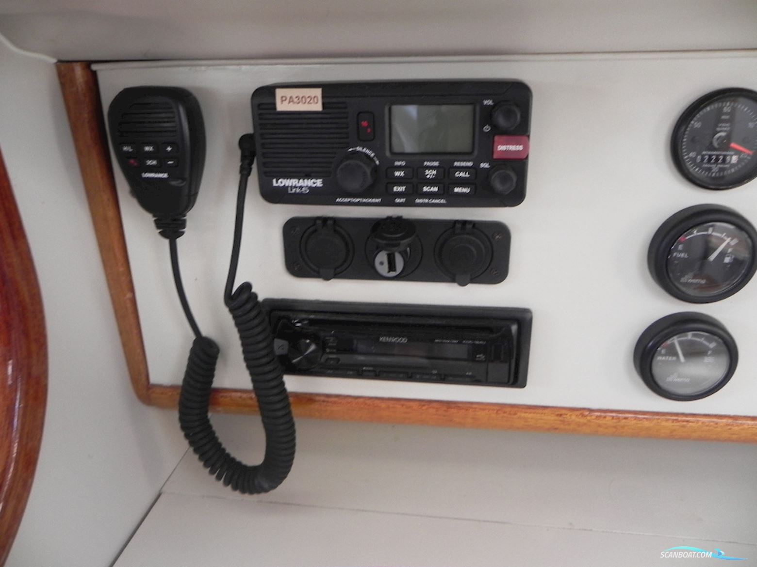 Dehler  28
