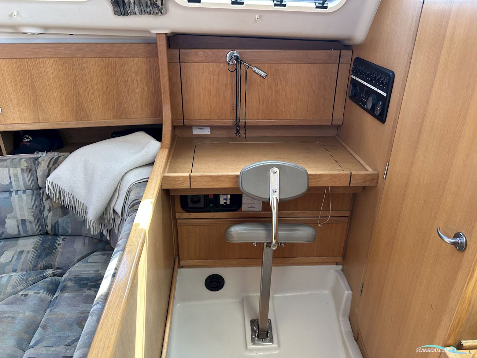 Dehler 37 Cruising (1996)