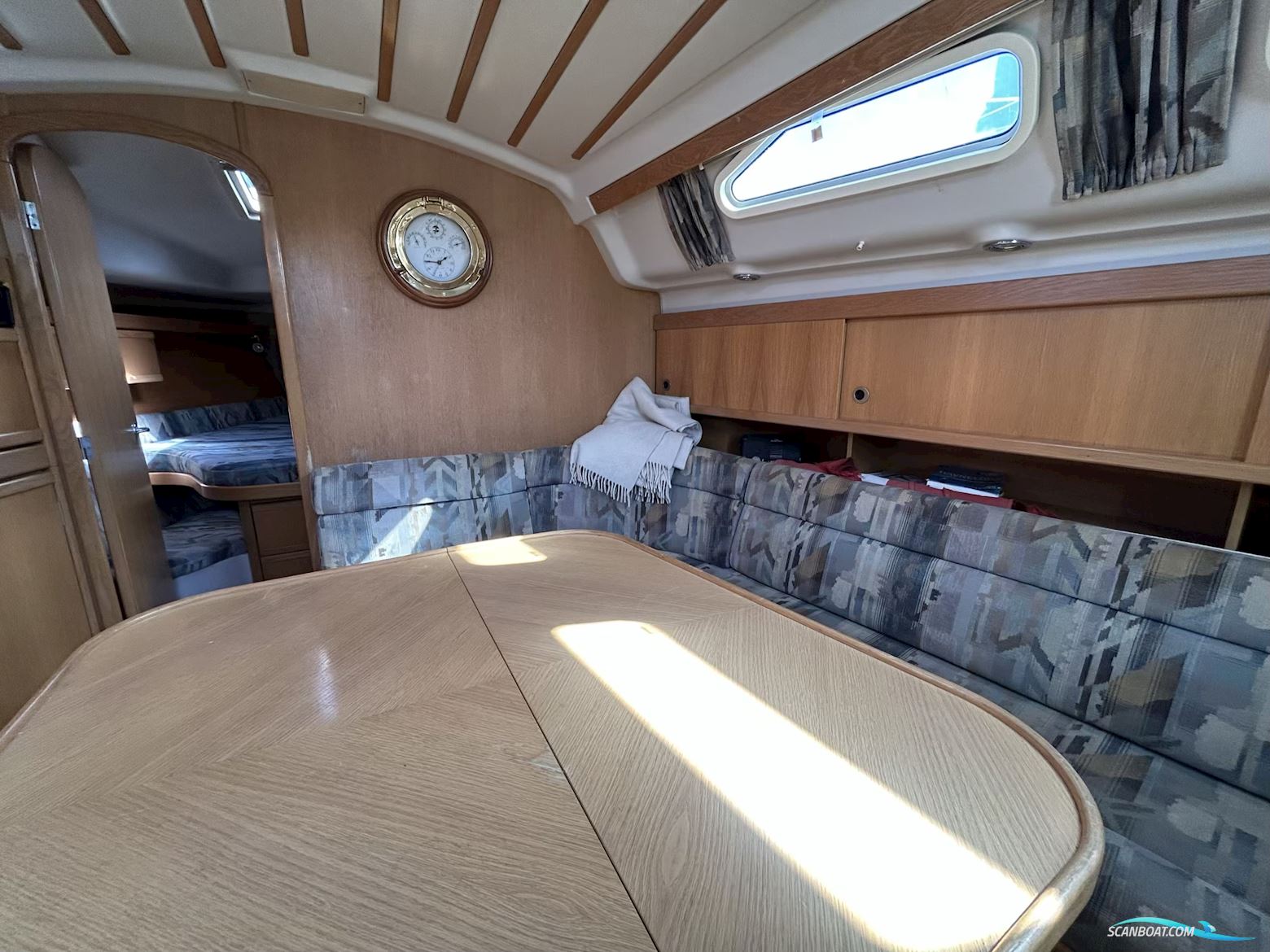 Dehler 37 Cruising (1996)