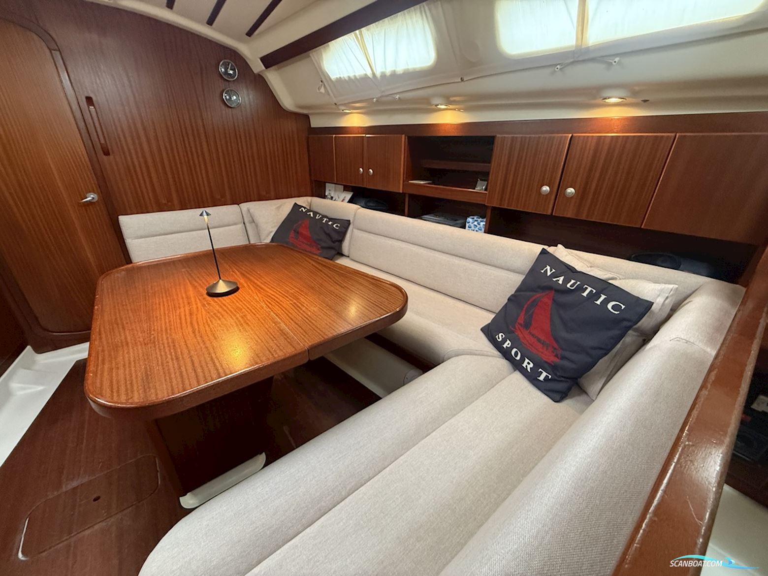 Dehler 37