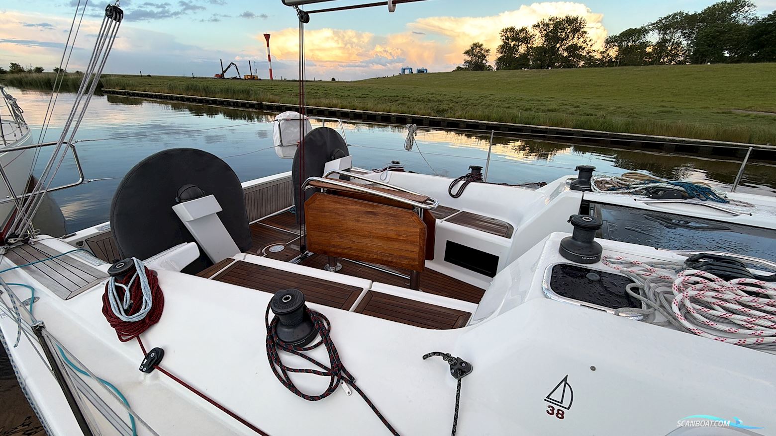Dehler 38