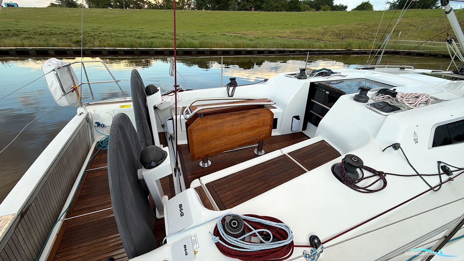Dehler 38