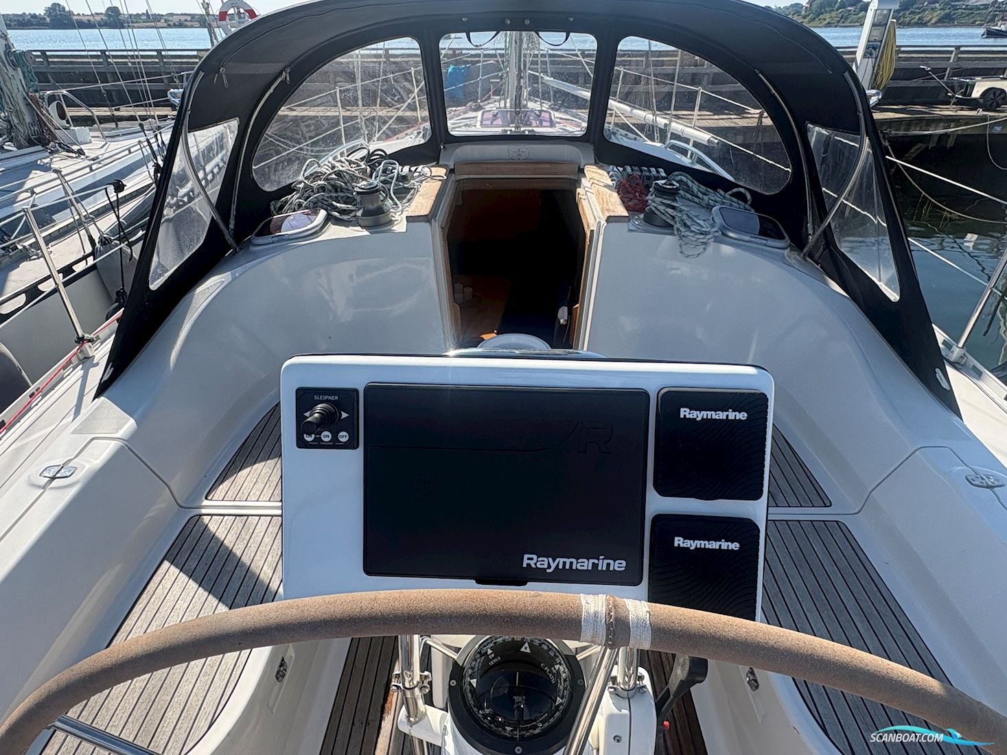 Delphia 40