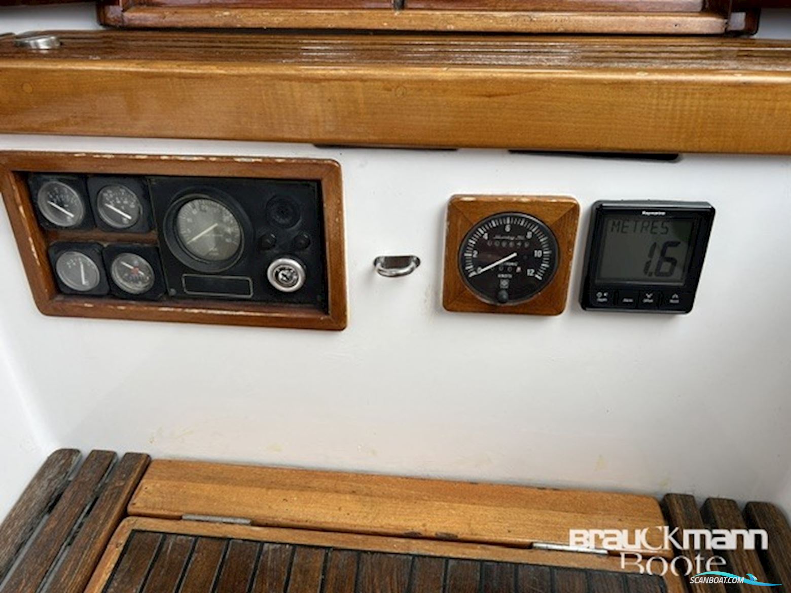 Delphin 66
