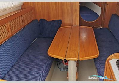 Dragonfly 920 Swing Wing Zeilboten 2001, met Suzuki Outboard motor, Griekenland