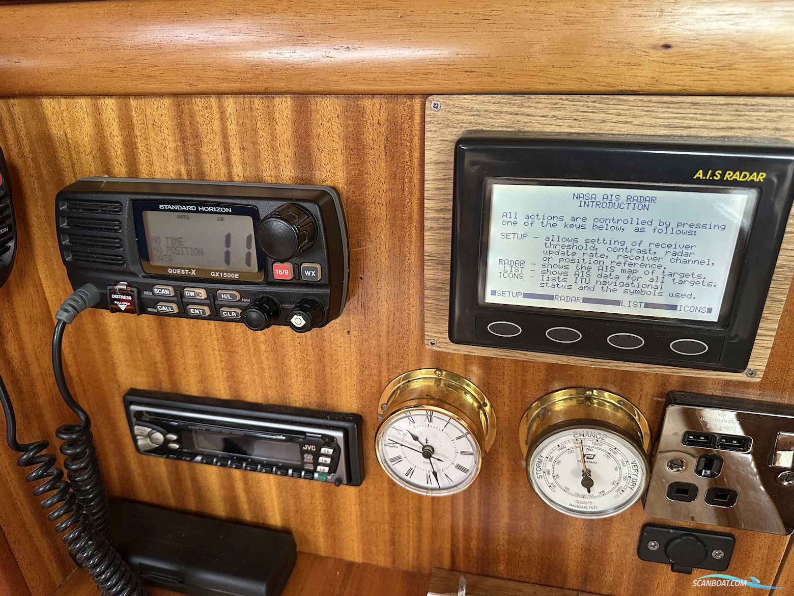 Dufour  32 Classic