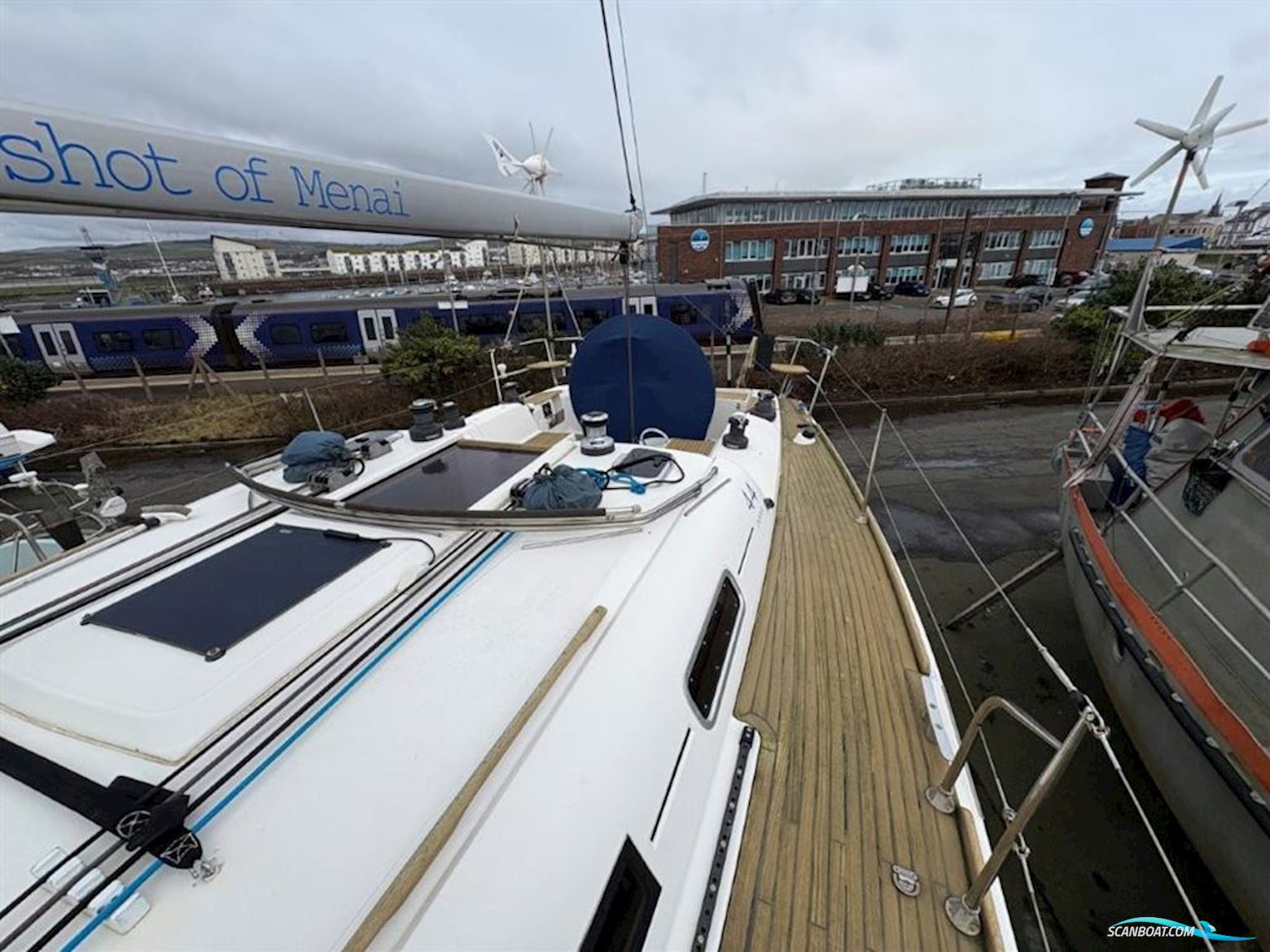 Dufour  44 Performance