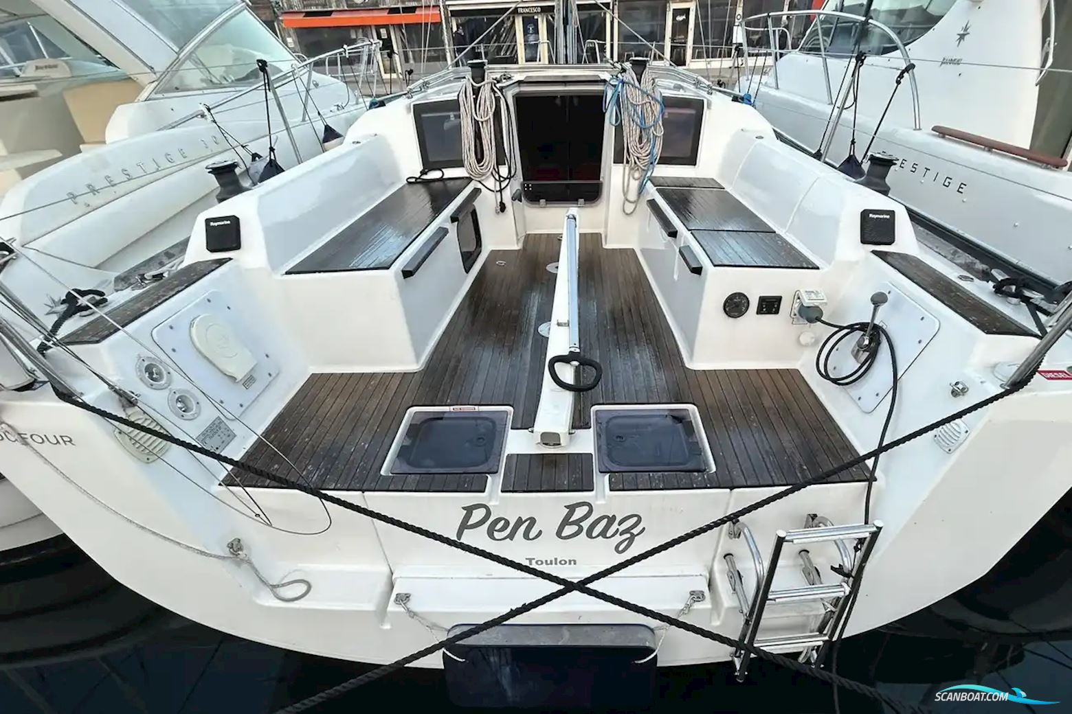 Dufour 32