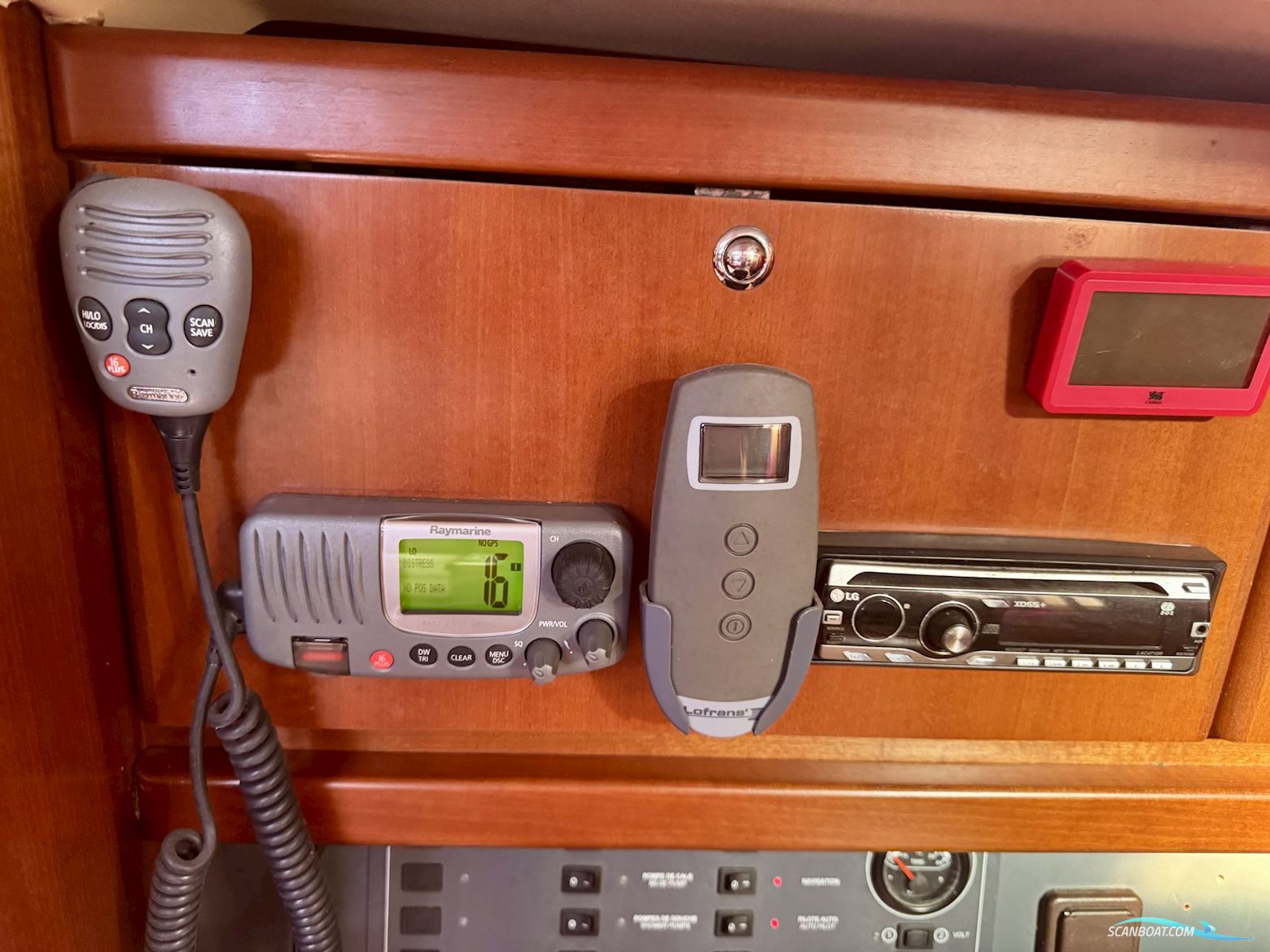 Dufour 325 Grand Large