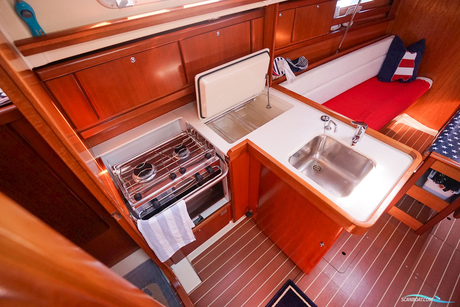 Dufour 325 Grand Large