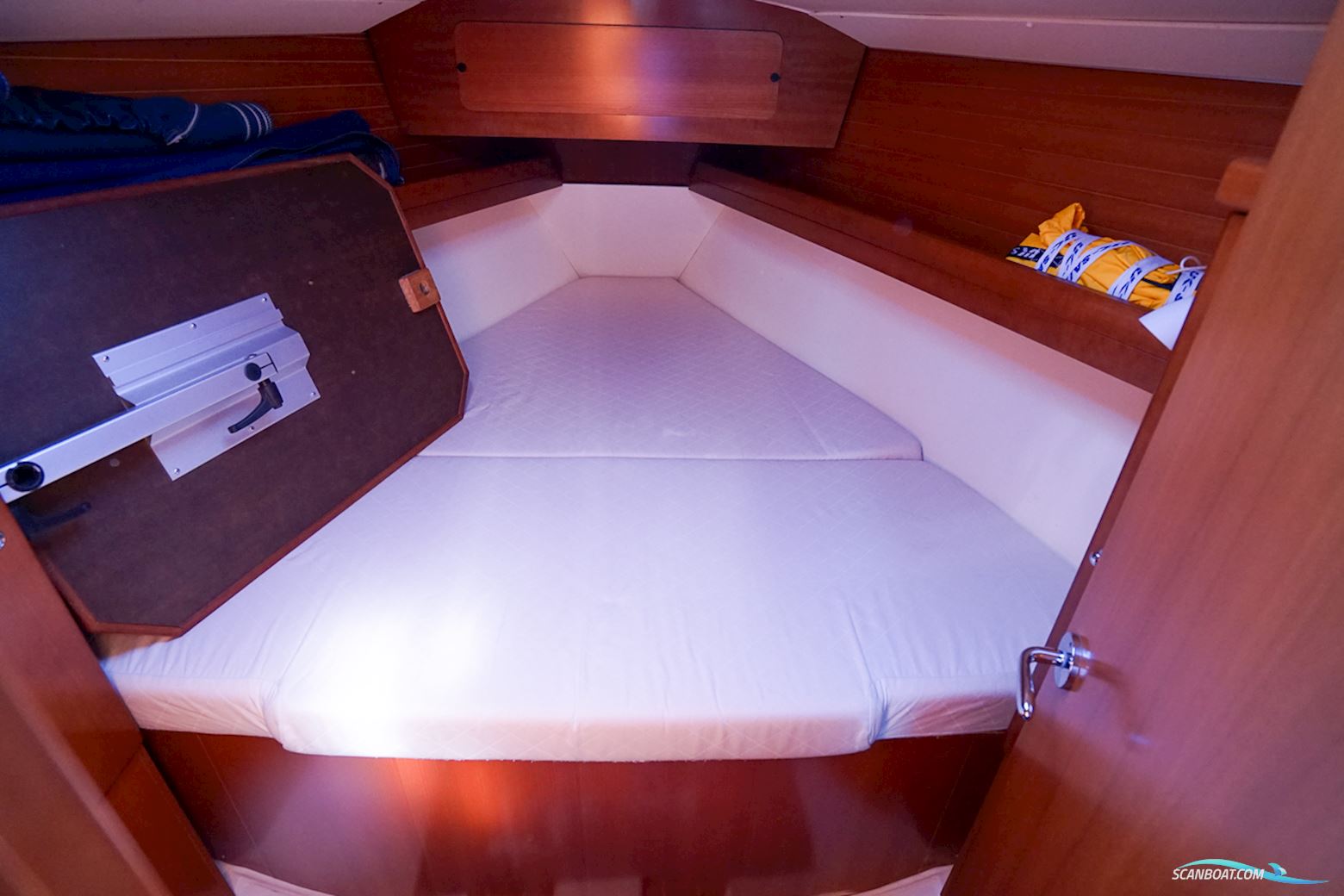 Dufour 325 Grand Large