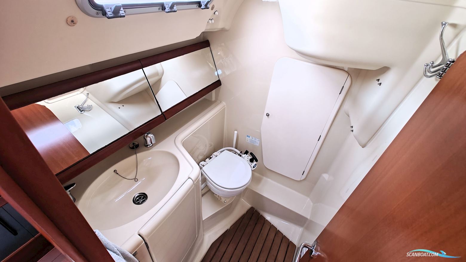 Dufour 325 Grand Large