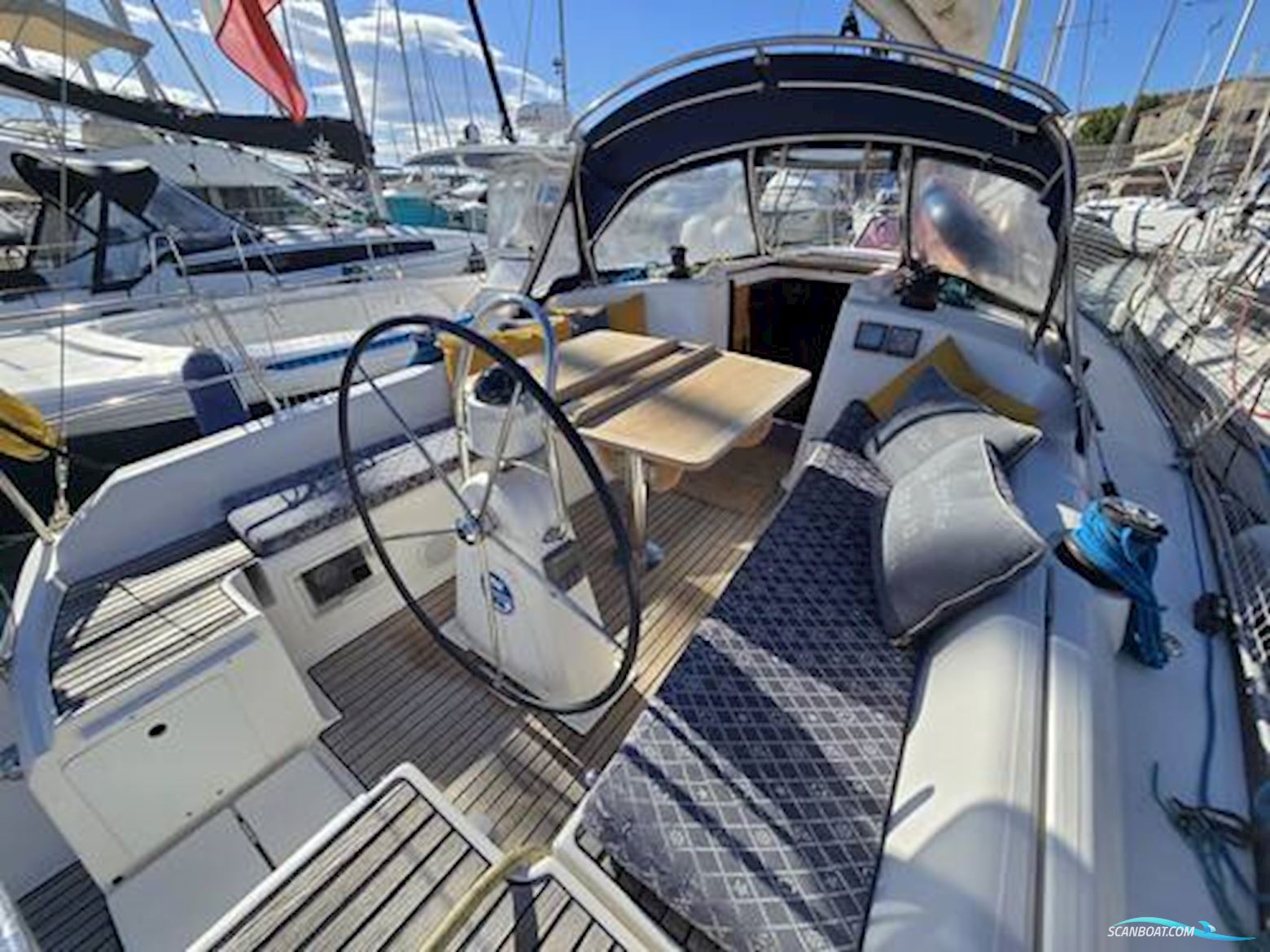 Dufour 325 Grand Large