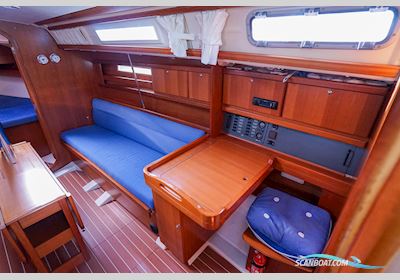 Dufour 325 Grand Large Zeilboten 2006, met Volvo Penta D1-20 motor, Sweden