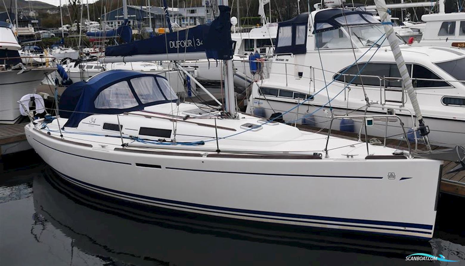 Dufour 34 Zeilboten 2005, met Volvo Penta 2030D motor, United Kingdom