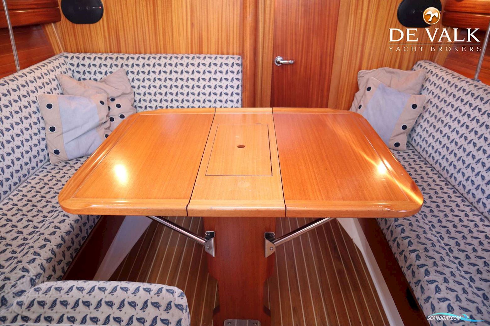 Dufour 35 Classic