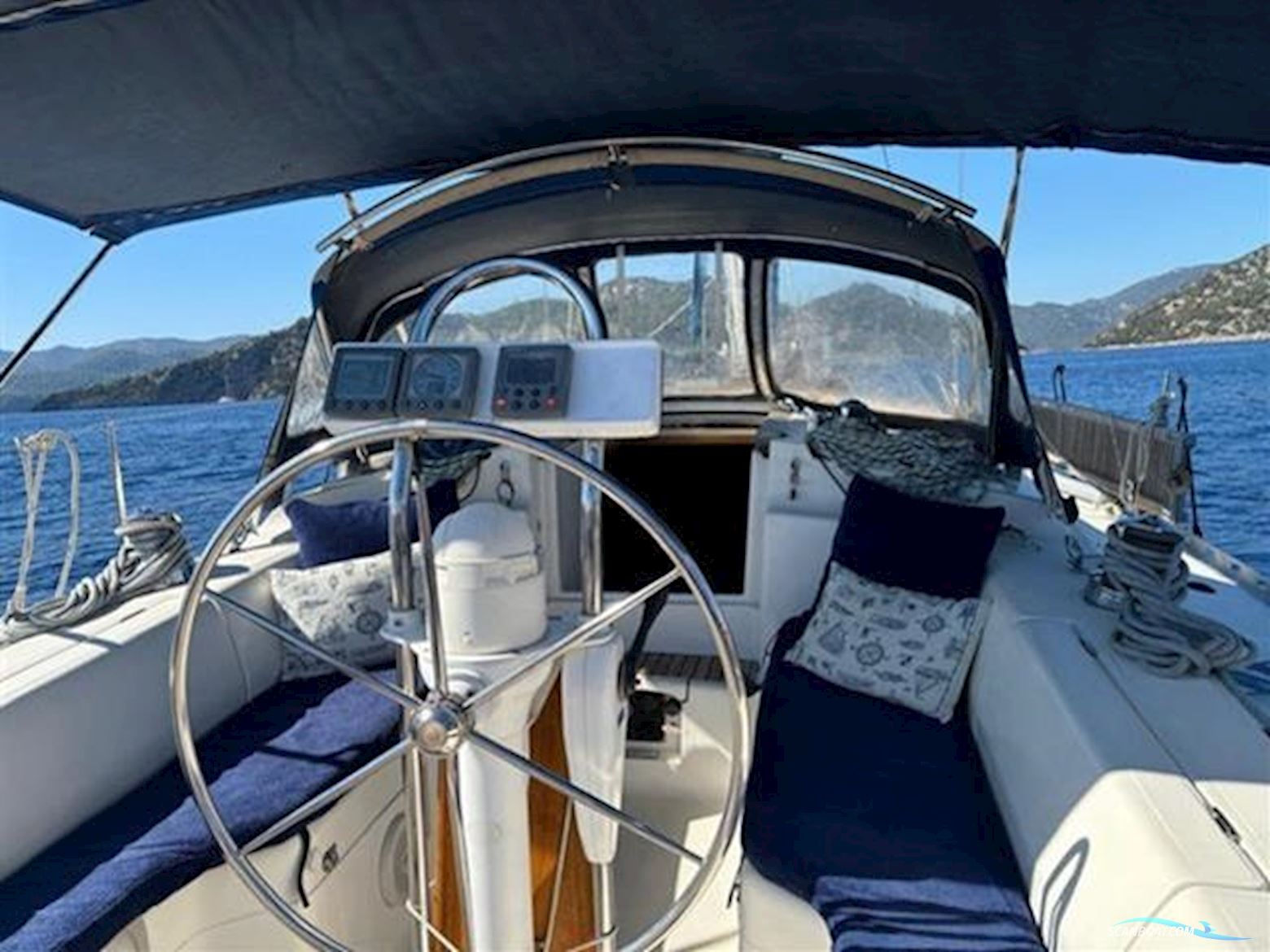 Dufour 36 Classic