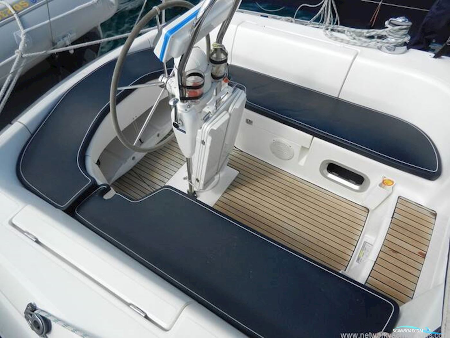 Dufour 36 Classic